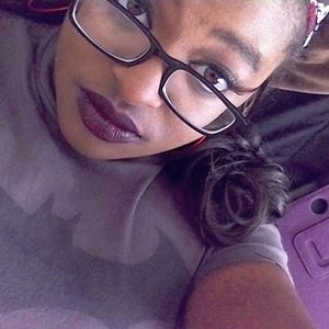 Meet your Posher, Zeniairre
